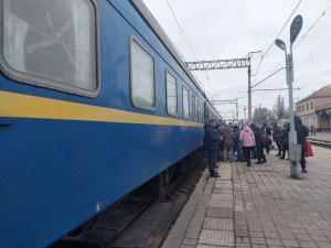 В Україні планують примусово евакуйовувати сім'ї з дітьми із зони бойових дій: деталі