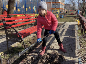 У Кривому Розі мешканці Східного провели першу весняну толоку