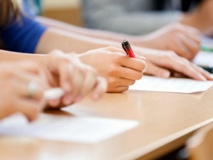 У Міносвіти пояснили, як українським школярам здати мультитест за кордоном цього року