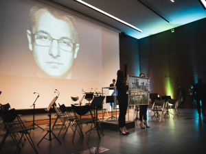 У Мілані провели благодійний аукціон на підтримку постраждалих на війні українців: скільки грошей зібрали