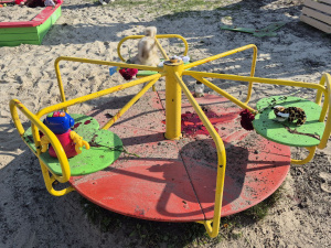 Ракетна атака 4 квітня, фото журналістів krivbass.city