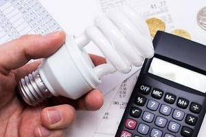 Розрахунок за світло, фото з відкритих джерел 