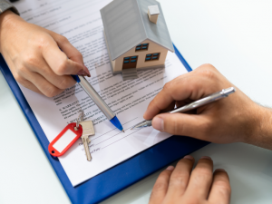 Приватизація житла, фото юристів системи безоплатної правової допомоги