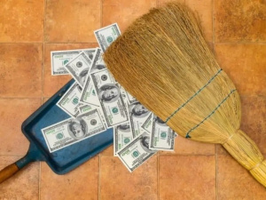 Як не вимести здоров’я та любов з дому - фото з відкритих джерел