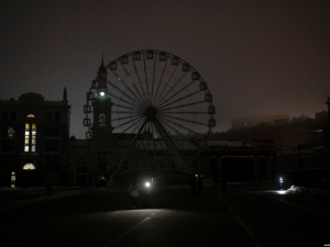 Поради психіатра: як подолати тривожність під час відключень світла - фото з відкритих джерел
