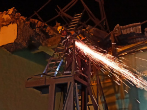 Підрозділи ДВГРЗ більше доби ліквідували наслідки ракетного удару по Кривому Рогу