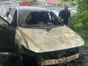 Шок! Мати втягнула сина у злочини: у Дніпрі жінка отримала 6 років за серію підпалів