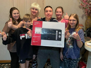 Майже 250 сімей на Дніпропетровщині отримали побутову техніку від благодійників: кому допомогли