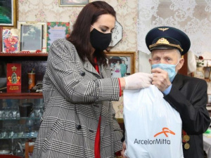 «АрселорМіттал Кривий Ріг» надасть ветеранам підприємства матеріальну допомогу