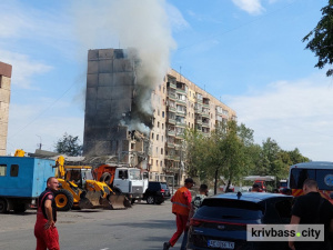 У Кривому Розі депутатам пропонують збільшити видатки на демонтаж зруйнованого будинку через ракетний обстріл