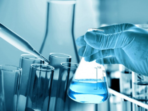 Проба води, фото з відкритих джерел 