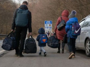 Біженці з України отримали право жити в ЄС від 1 до 3-х років