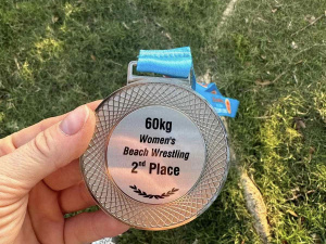 Спортсменка з Кривого Рогу виборола «срібло» на змаганнях з пляжної боротьби у Сінгапурі