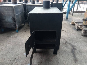 Працівники компанії Метінвест виготовили та передали Захисникам на нулі 310 буржуйок