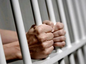 Криворіжця, який оформлював кредити на зниклих безвісти військових взяли під варту: деталі від прокуратури