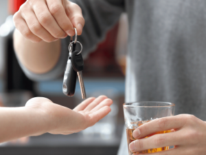 Заборона водіння в стані алкогольного спʼяніння, фото юристів системи безоплатної правової допомоги 