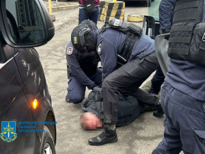 Фіктивні діагнози та втеча за кордон: у Дніпрі викрили незаконну схему директора компанії