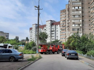 У Металургійному районі спалахнули електрощитові 