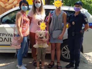 Фото служби у справах дітей виконкому Покровської районної у місті ради