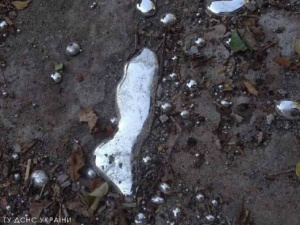 У Кривому Розі перехожі виявили розлиту ртуть