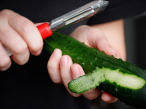 Огірки зі шкіркою чи без - фото з відкритих джерел