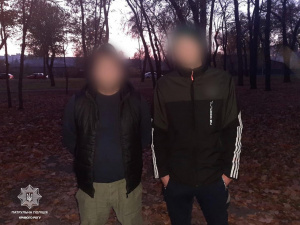 Криворізькі патрульні по гарячих слідах затримали ймовірних розбійників