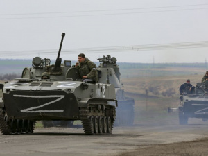 «Зґвалтували трьох дівчат 14, 15 та 17 років» - окупант розповів матері про звірства земляків