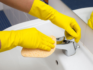 Як почистити кран домашніми засобами: корисні поради