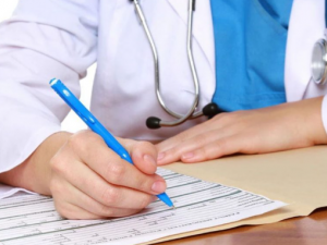 Медичний працівник, фото з відкритих джерел 