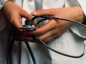 Медикам доплачуватимуть за високі результати охоплення вакцинацією - заява