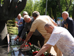 Вшанування пам’яті ліквідаторів ЧАЕС, фото управління преси криворізького міськвиконкому 