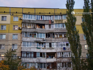 Понад 10 атак за ніч: на Дніпропетровщині пошкоджені будинки й транспортна інфраструктура
