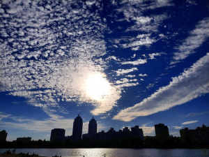 Погода в уїк-енд - фото ілюстративне з відкритих 