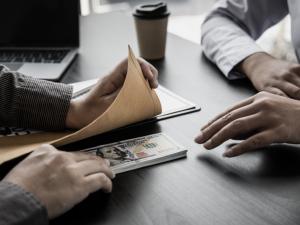 Як діяти студентам, якщо вимагають хабар за сесію, фото з відкритих джерл 