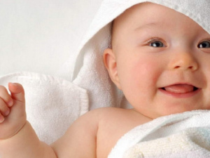 Документи на новонароджену дитину - фото з відкритих джерел 