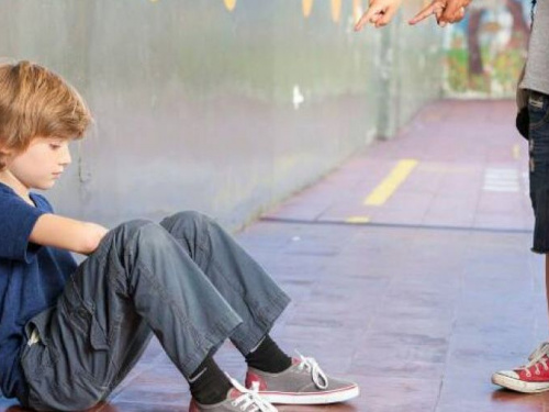 Булинг в школе: криворожанка пошла против системы