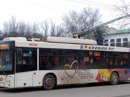 У Кривому Розі через вулицю Січеславська тимчасово з 17 до 31 серпня змінять маршрути тролейбусів: нові схеми руху
