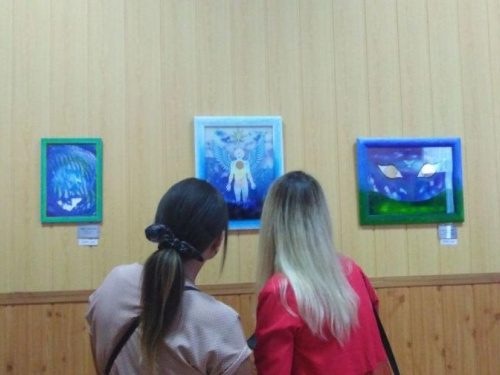 В галерее Art Craft Oil состоялась презентация работ алмазного огранщика