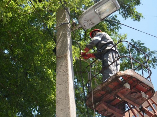 В Кривом Роге без света остаются более 400 абонентов