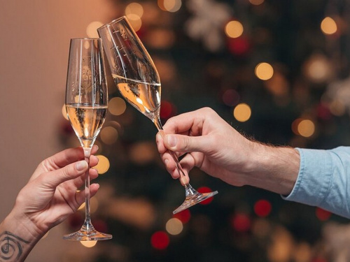 Як прокинутися без головного болю після святкування - фото з відкритих джерел