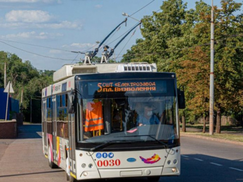 У Кривому Розі на два дні змінять рух тролейбусів №5 та №14: як курсуватиме транспорт