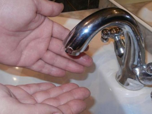 Сразу несколько улиц Кривого Рога остались без воды (АДРЕСА)