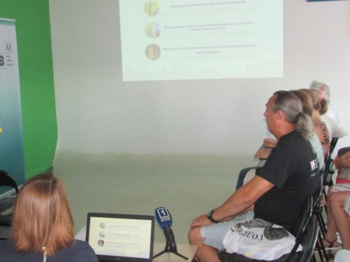 Город ярких красок: жители Кривого Рога обсудили новый конкурс муралов