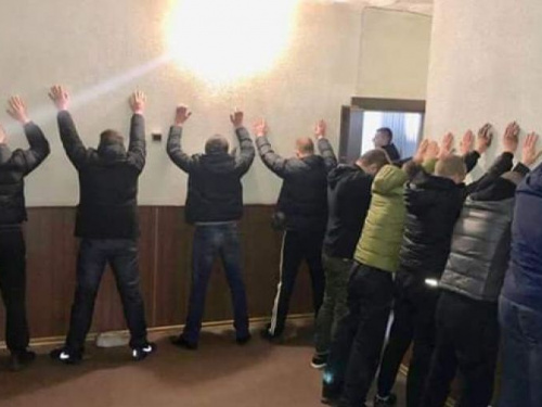60 обысков, 18 задержанных: в Кривом Роге проводится операция против местной наркомафии
