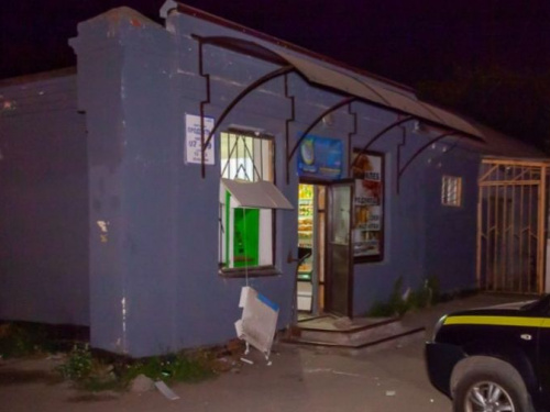 На Днепропетровщине опять взорвали банкомат (фото)