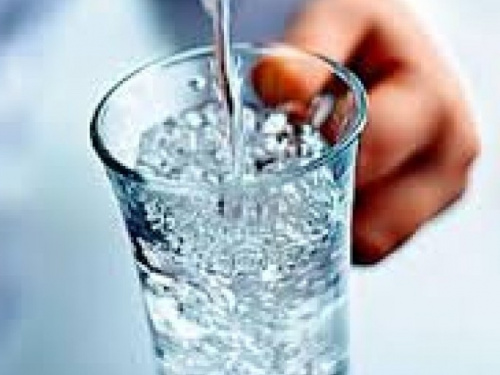 Криворожанам следует запастись питьевой водой (АДРЕСА)