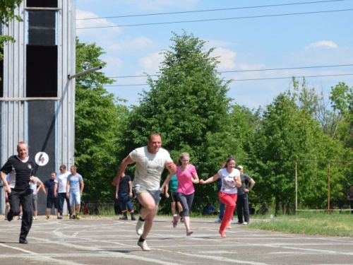 Спасатели Кривого Рога сдали зачеты по служебной и физической подготовке (ФОТО)