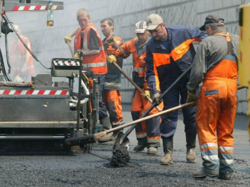 В Кривом Роге отремонтированы 100 дорог: все центральные проезжие части приведены в порядок