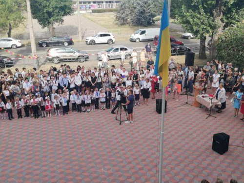 Мечта сбылась: в криворожской школе открыли Urban School Yard стоимостью почти 1,5 млн грн (ФОТО)