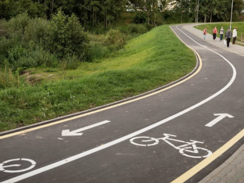 В Кривом Роге обещают обустроить велодорожки на автомагистралях: где и когда